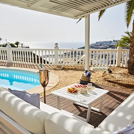 Villa Stunning With Breathtaking Ocean View *