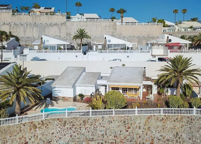 Stunning With Breathtaking Ocean View 别墅