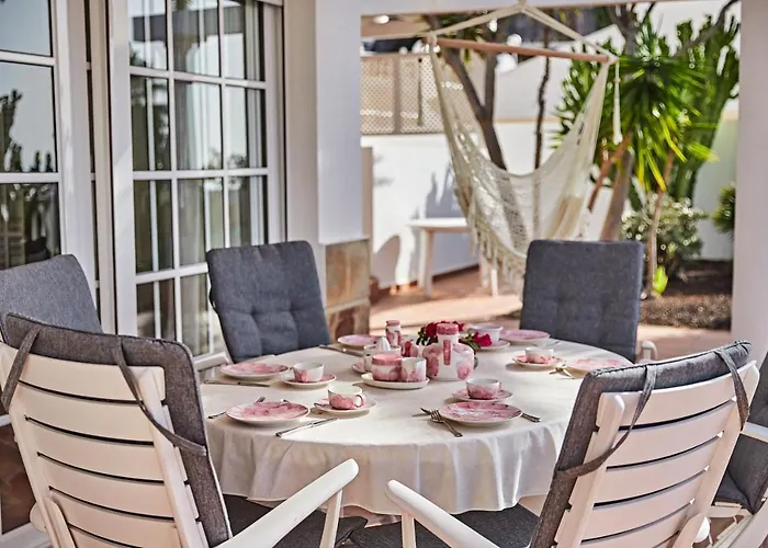 Stunning With Breathtaking Ocean View 别墅 *