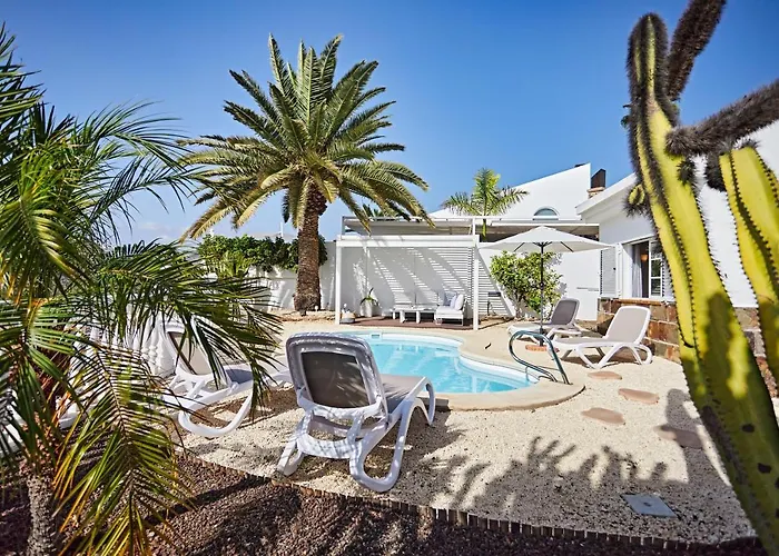 Stunning With Breathtaking Ocean View *